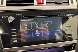 valkoinen Subaru Outback 2015 kuva 14.