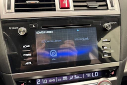 valkoinen Subaru Outback 2015 kuva 16.