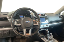 harmaa Subaru Outback 2015 kuva 3.