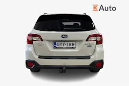 Valkoinen Subaru Outback 2015 kuva 4.
