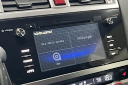 Valkoinen Subaru Outback 2015 kuva 19.