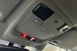 Valkoinen Subaru Outback 2015 kuva 24.