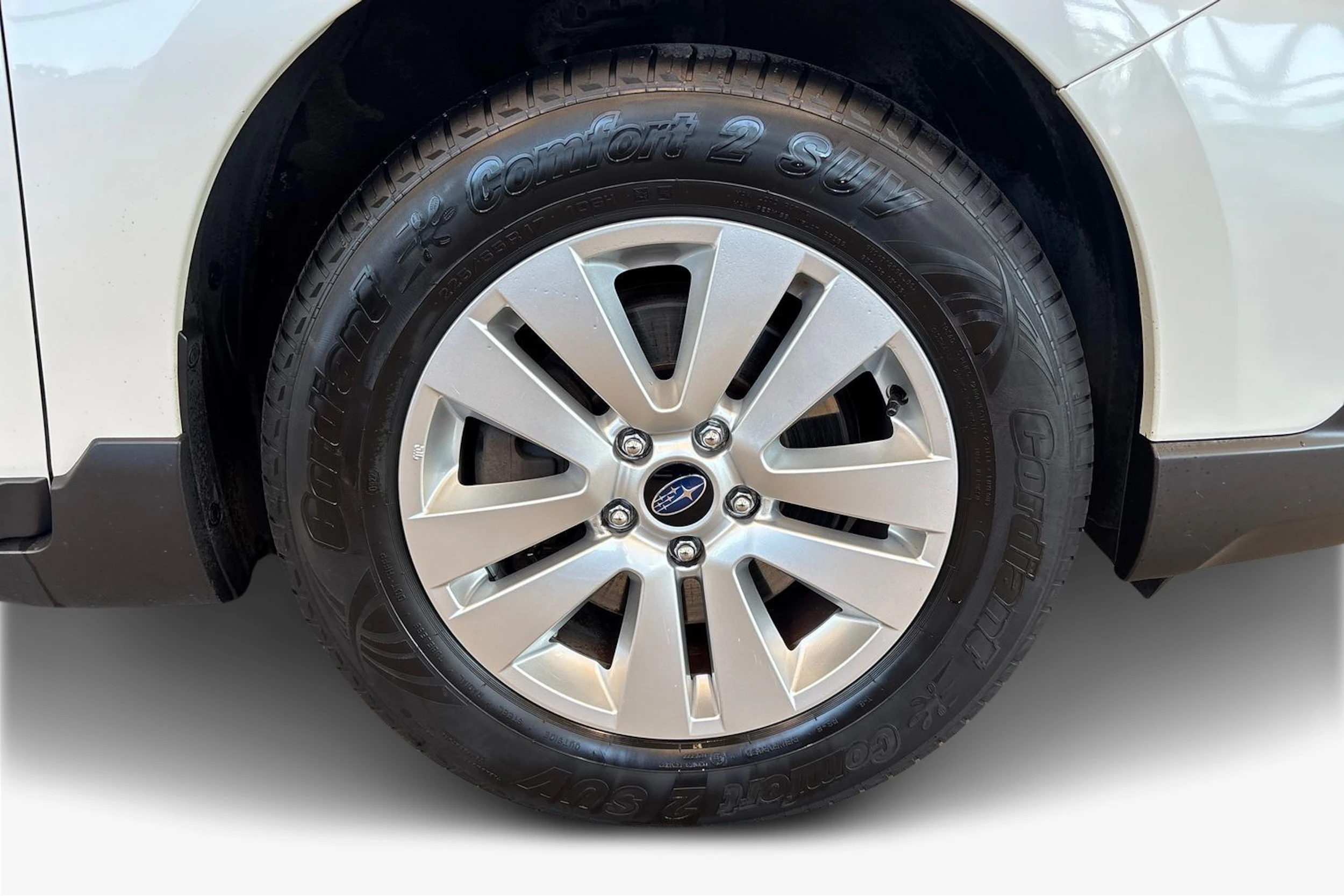valkoinen Subaru Outback 2016 kuva 9.