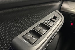 sininen Subaru Outback 2016 kuva 23.