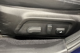 sininen Subaru Outback 2016 kuva 26.