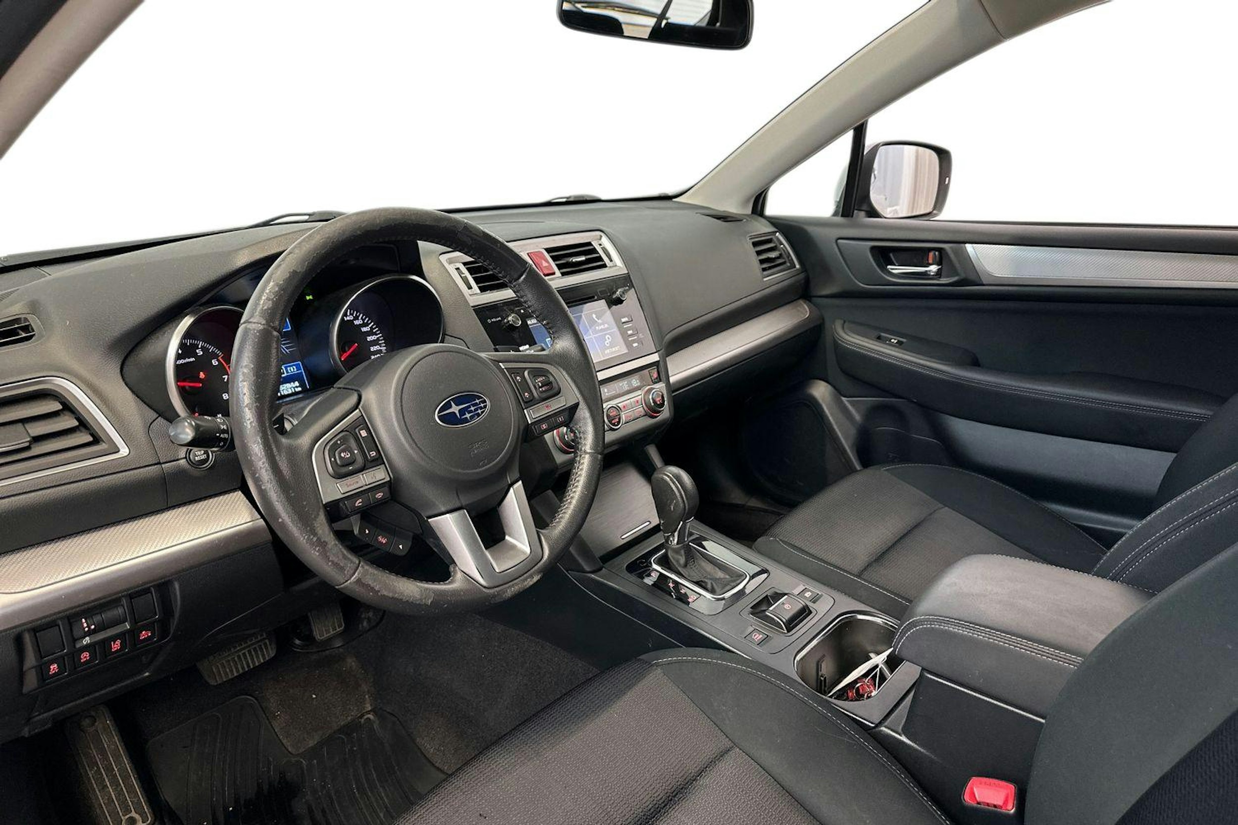 hopea Subaru Outback 2016 kuva 7.