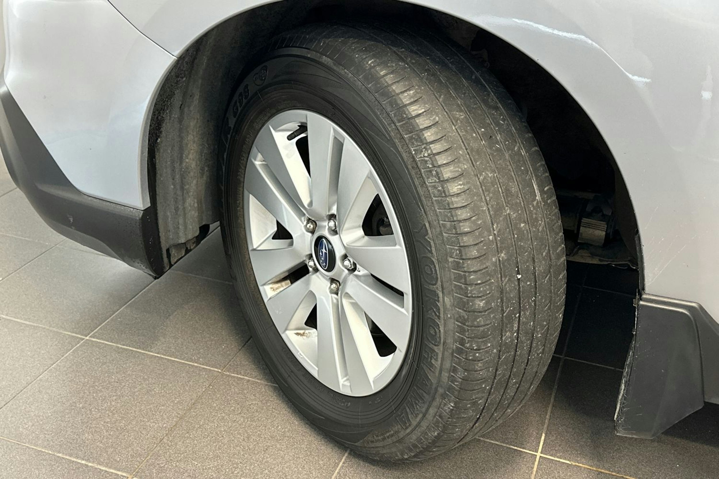 hopea Subaru Outback 2016 kuva 13.