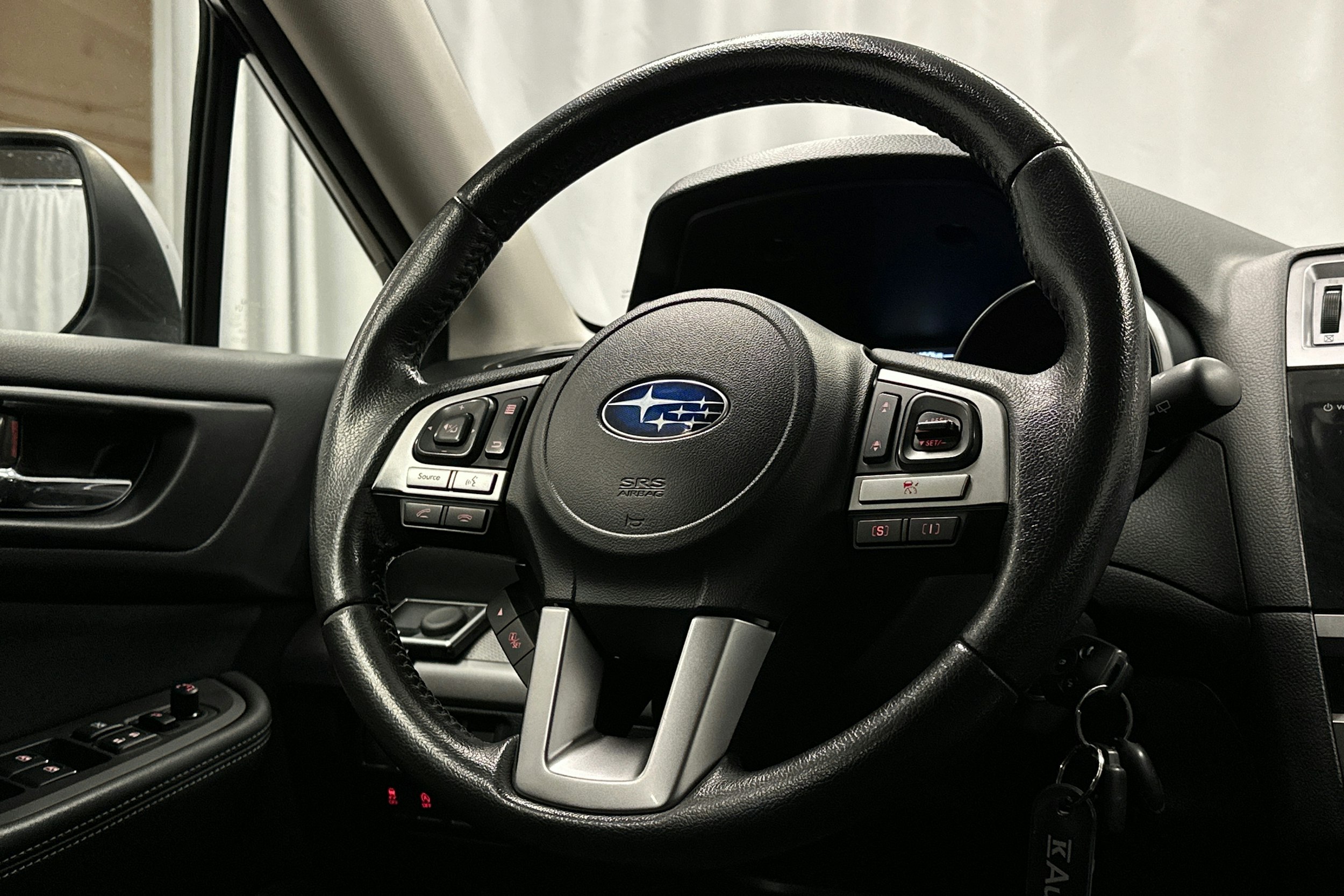 hopea Subaru Outback 2016 kuva 18.