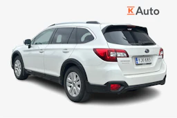 Valkoinen Subaru Outback 2016 kuva 2.