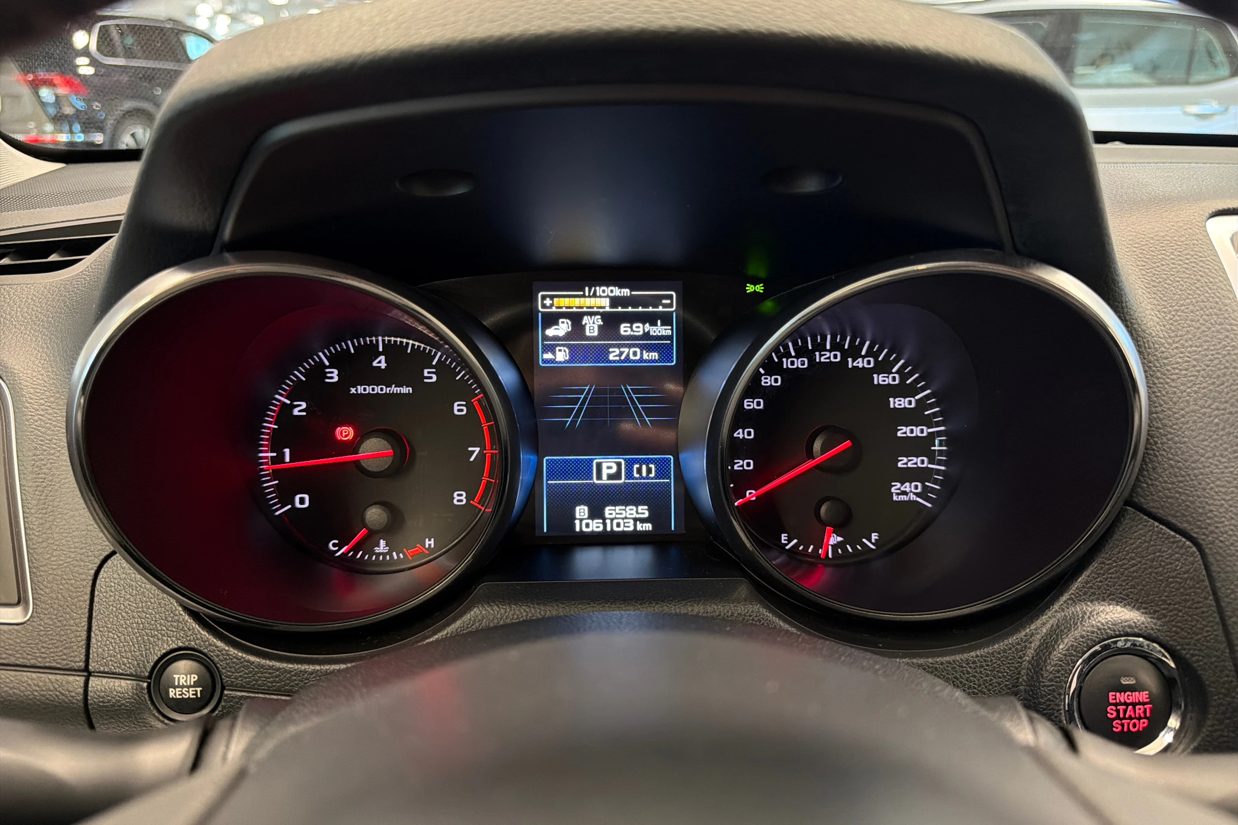 Valkoinen Subaru Outback 2016 kuva 21.