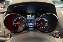 Valkoinen Subaru Outback 2016 kuva 21.