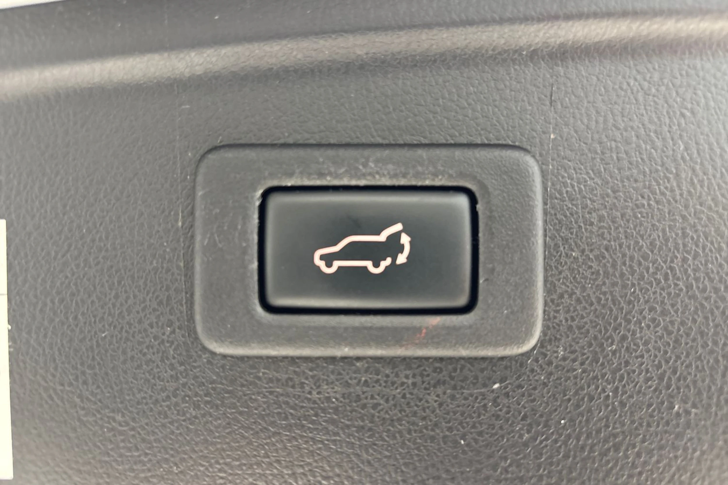 hopea Subaru Outback 2019 kuva 13.