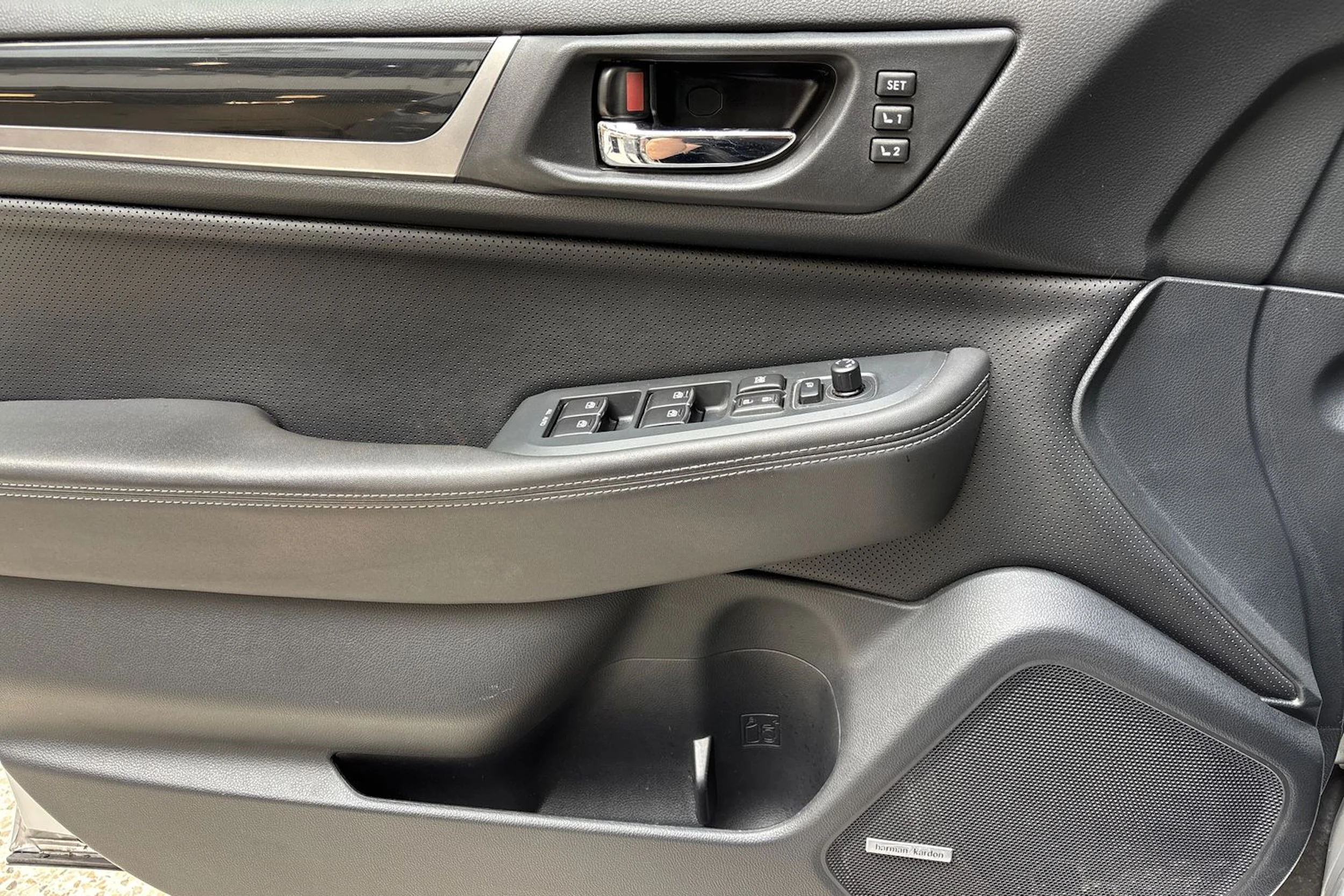 hopea Subaru Outback 2019 kuva 16.