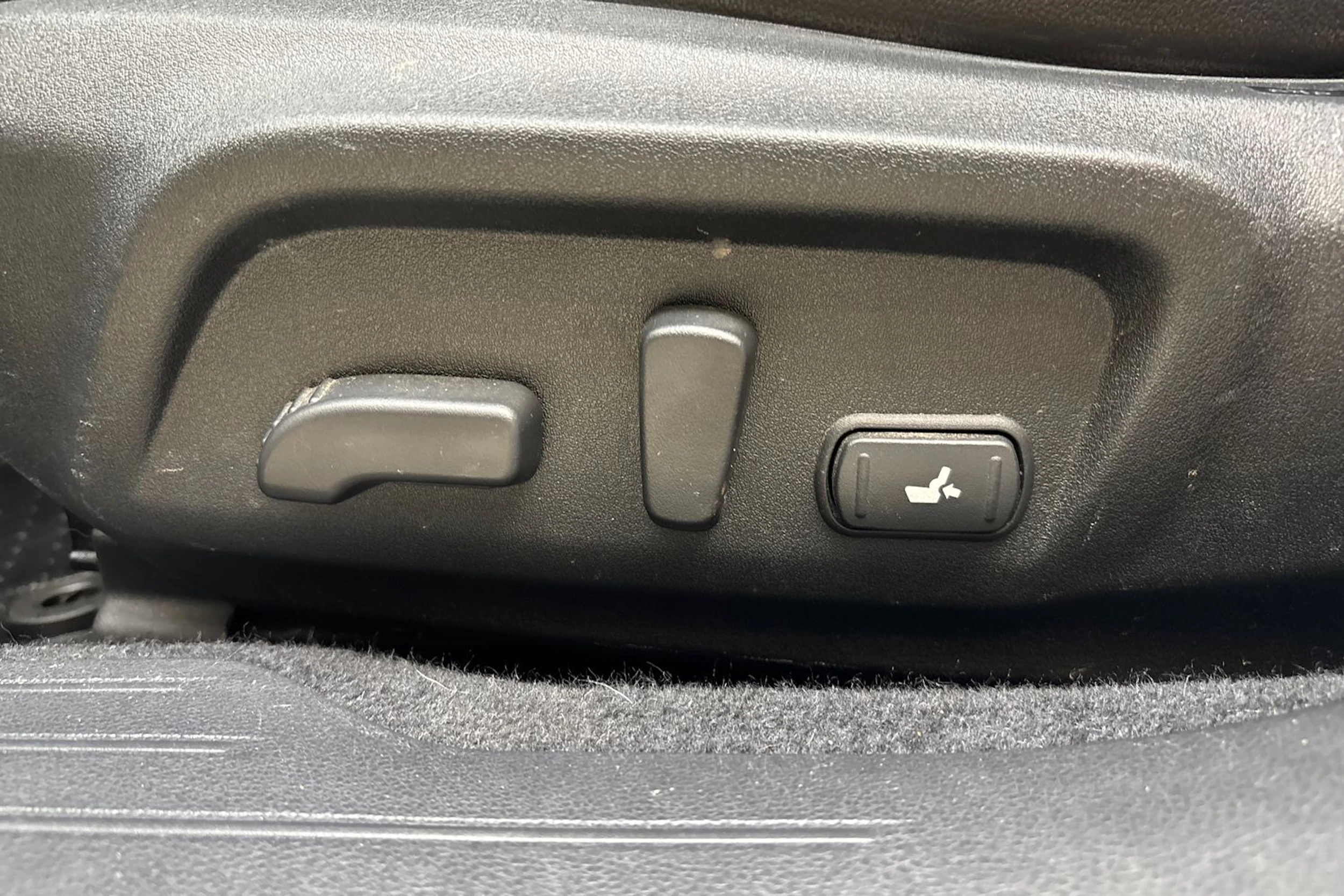 hopea Subaru Outback 2019 kuva 17.
