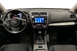 valkoinen Subaru Outback 2020 kuva 9.