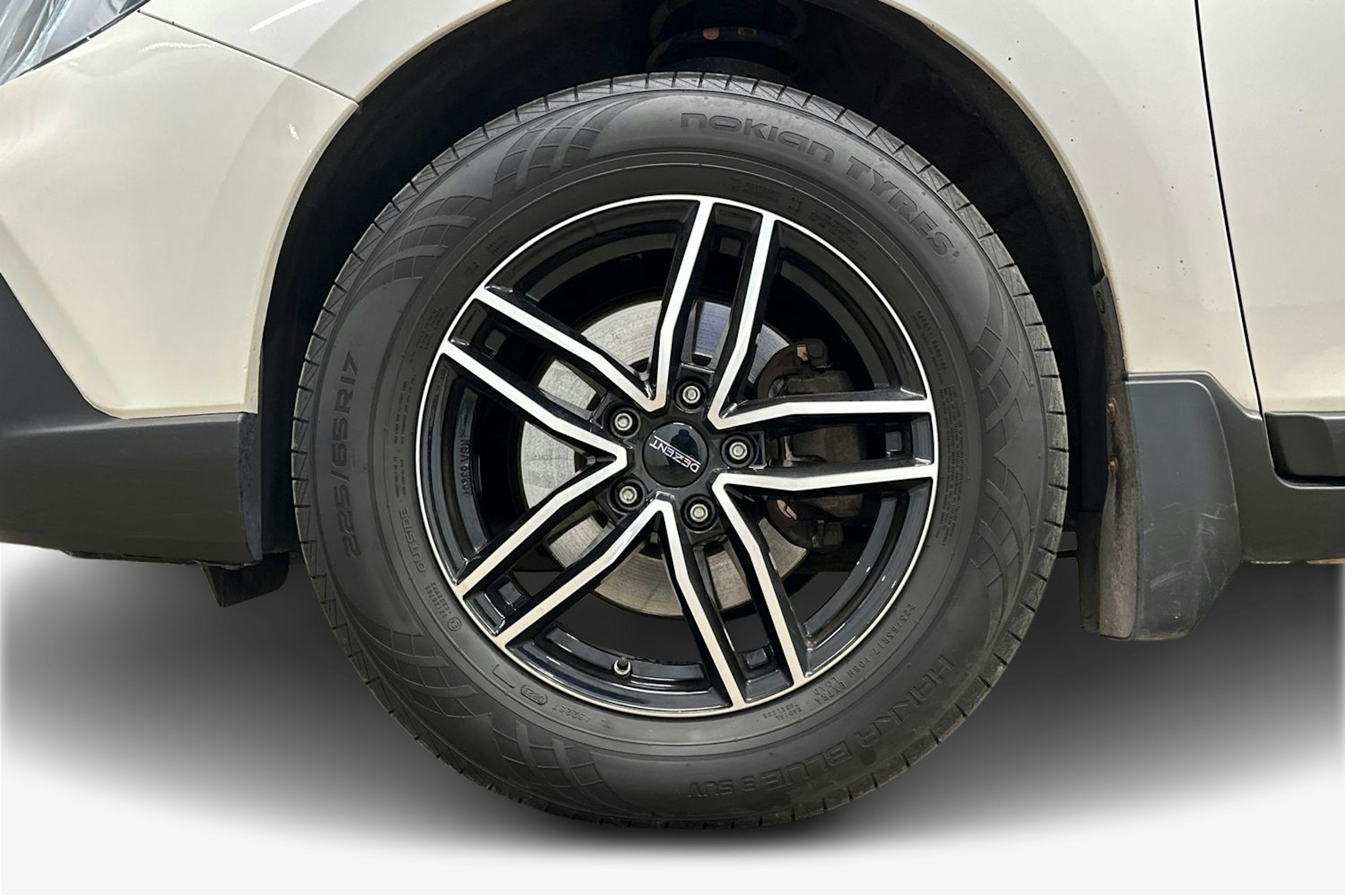 valkoinen Subaru Outback 2020 kuva 11.