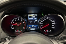valkoinen Subaru Outback 2020 kuva 19.