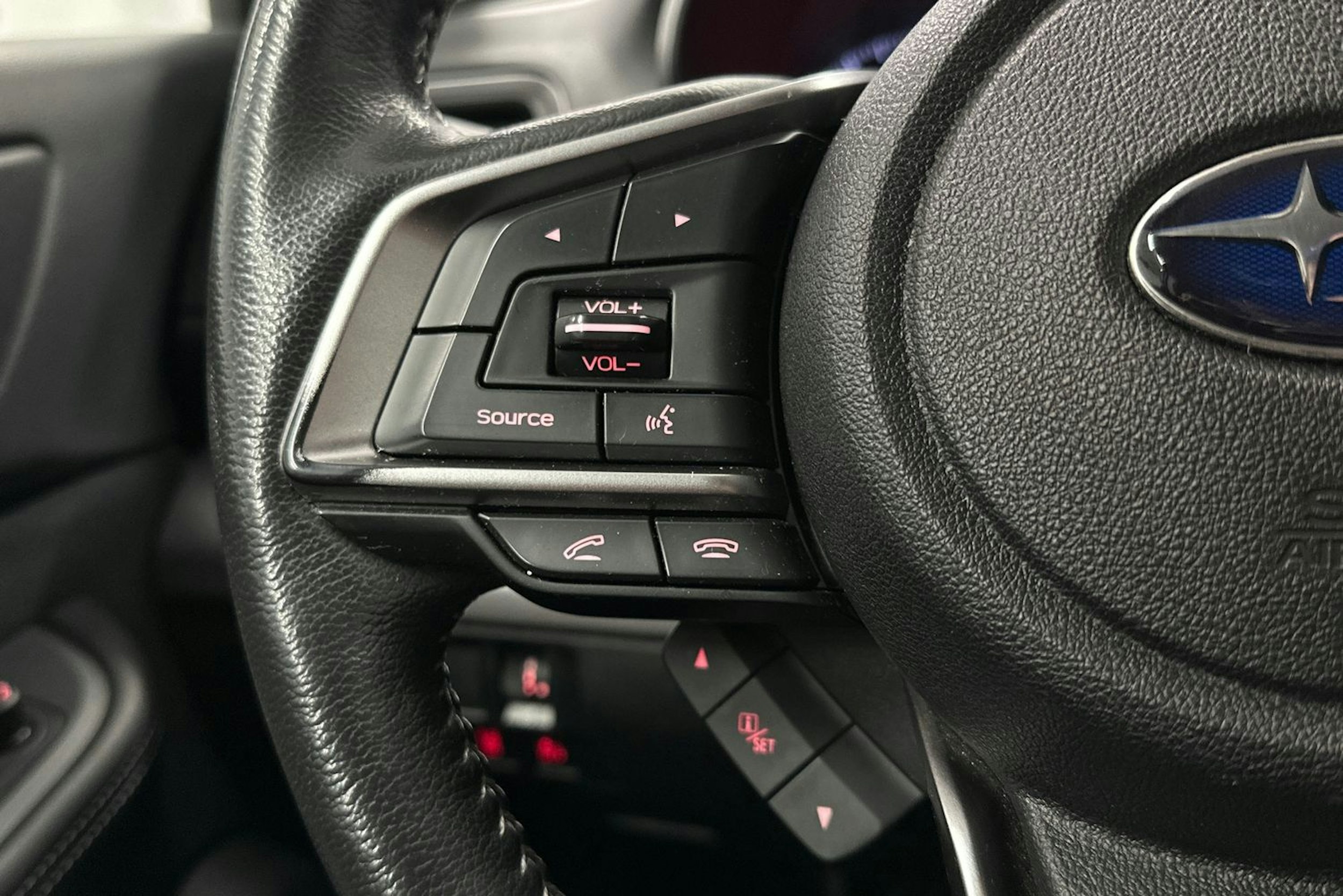 valkoinen Subaru Outback 2020 kuva 20.
