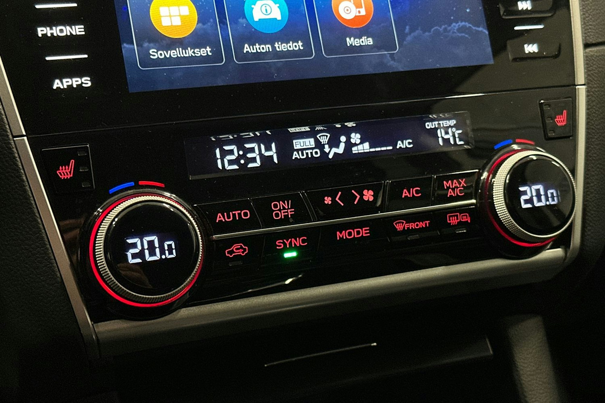 valkoinen Subaru Outback 2020 kuva 23.