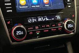 valkoinen Subaru Outback 2020 kuva 23.