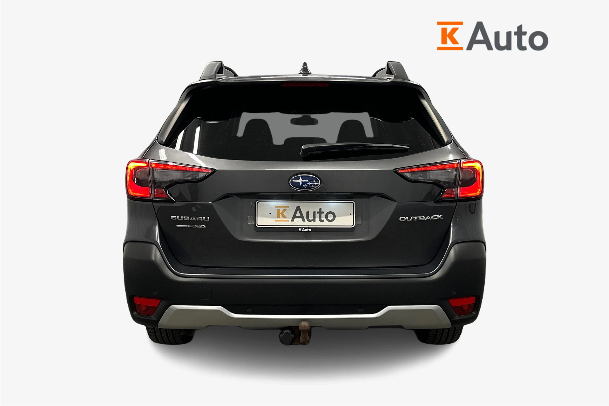harmaa Subaru Outback 2021 kuva 3.