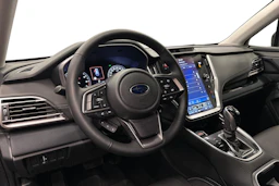 harmaa Subaru Outback 2021 kuva 6.
