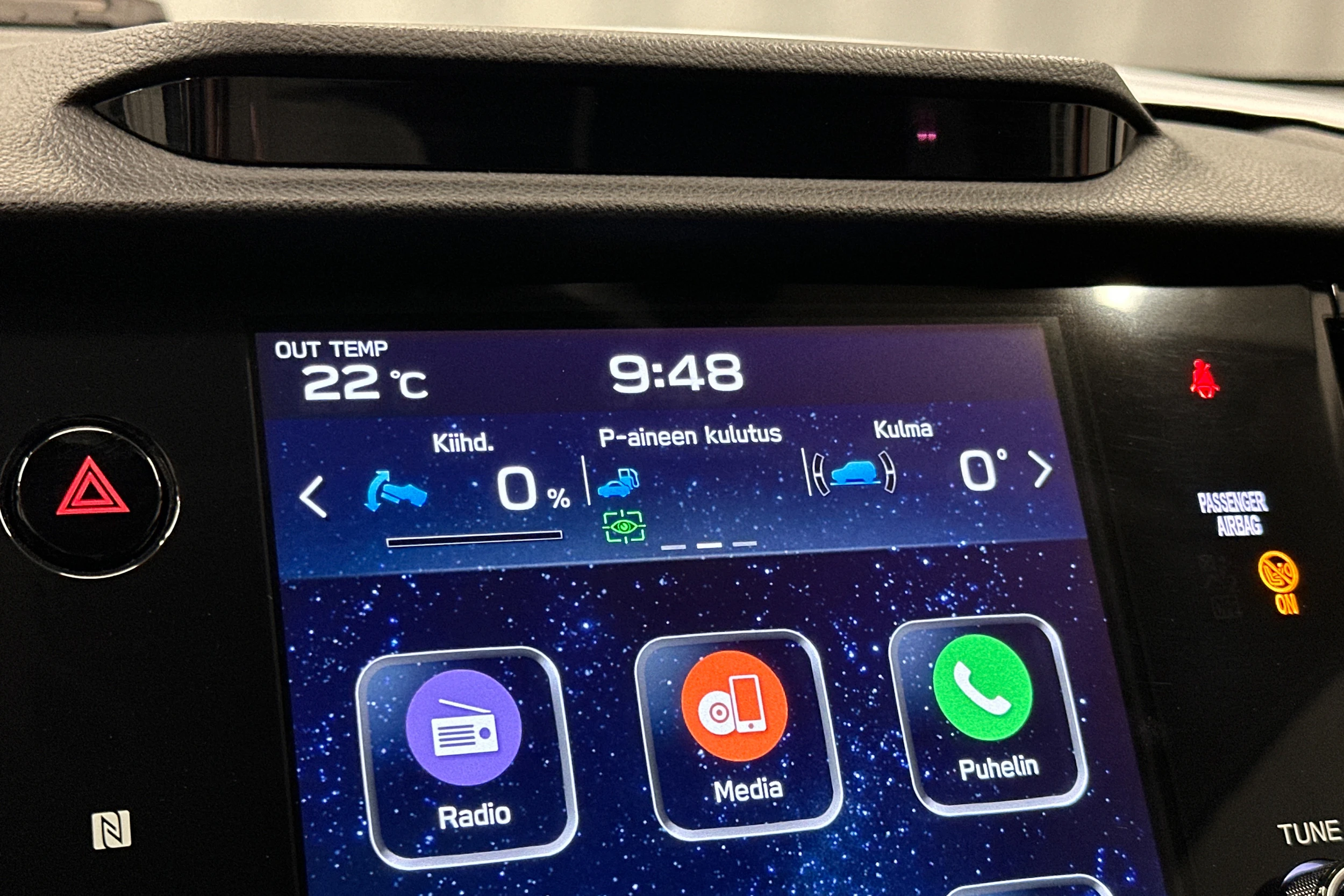 harmaa Subaru Outback 2021 kuva 17.