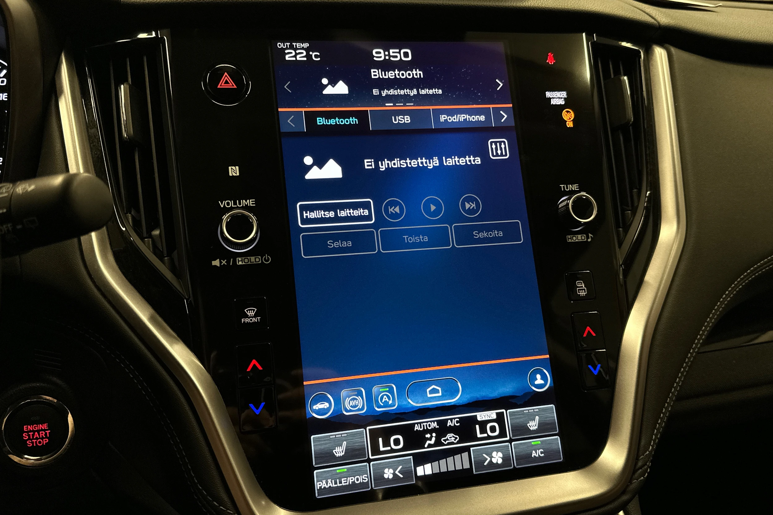 harmaa Subaru Outback 2021 kuva 20.