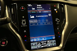 harmaa Subaru Outback 2021 kuva 20.