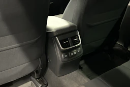 harmaa Subaru Outback 2021 kuva 31.