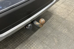 harmaa Subaru Outback 2021 kuva 33.