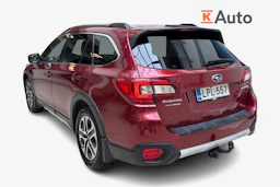 punainen Subaru Outback 2021 kuva 2.