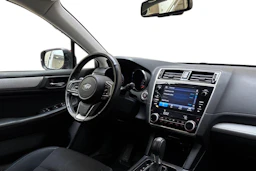 punainen Subaru Outback 2021 kuva 7.