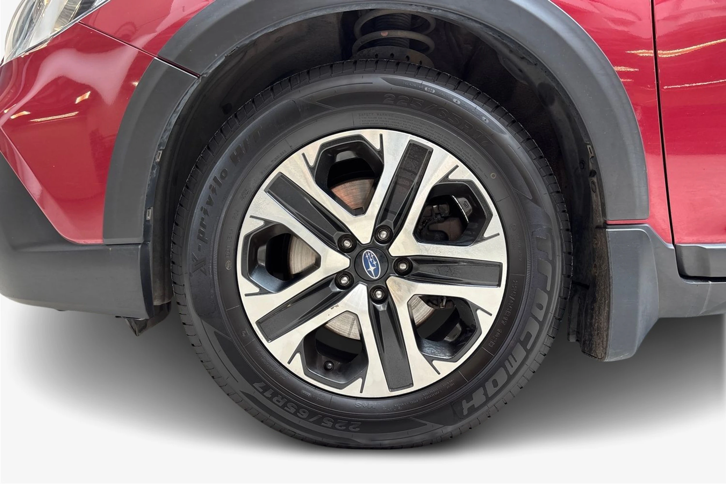 punainen Subaru Outback 2021 kuva 9.