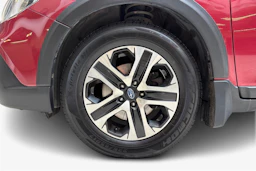 punainen Subaru Outback 2021 kuva 9.