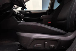 punainen Subaru Outback 2021 kuva 14.