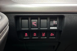 punainen Subaru Outback 2021 kuva 15.