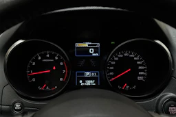 punainen Subaru Outback 2021 kuva 18.