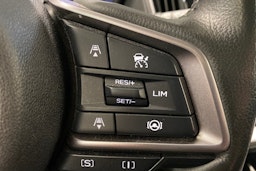 Vihreä Subaru Outback 2023 kuva 19.