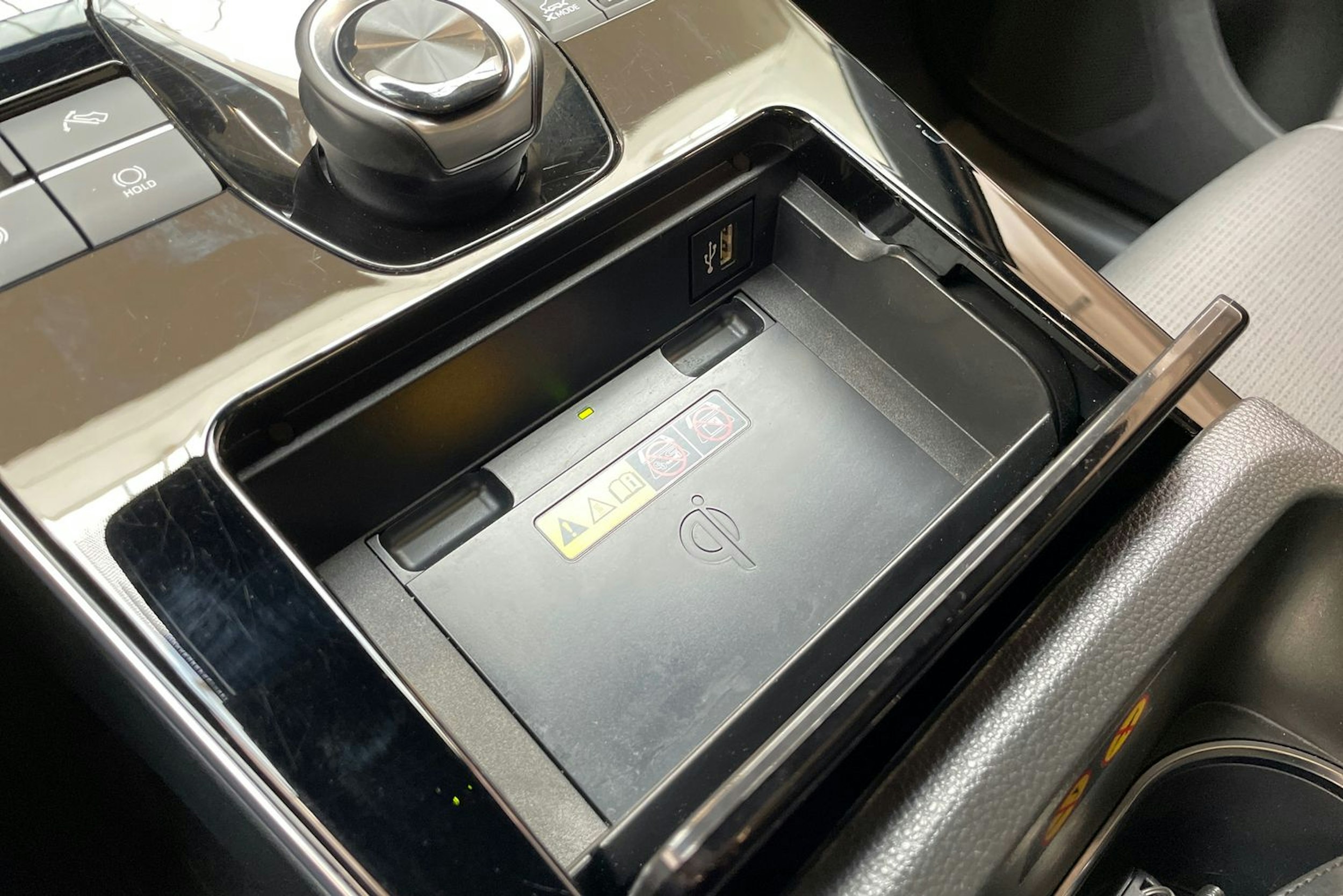 hopea Subaru Solterra 2022 kuva 28.
