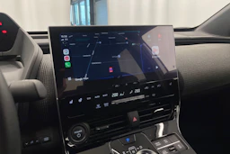 Valkoinen Subaru Solterra 2023 kuva 14.