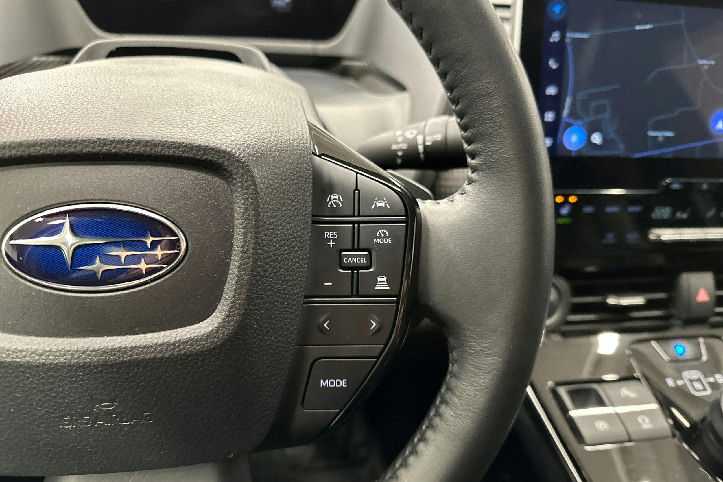 musta Subaru Solterra 2023 kuva 15.