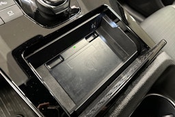 musta Subaru Solterra 2023 kuva 22.