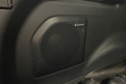 harmaa Subaru Solterra 2023 kuva 14.