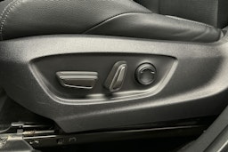 harmaa Subaru Solterra 2023 kuva 16.