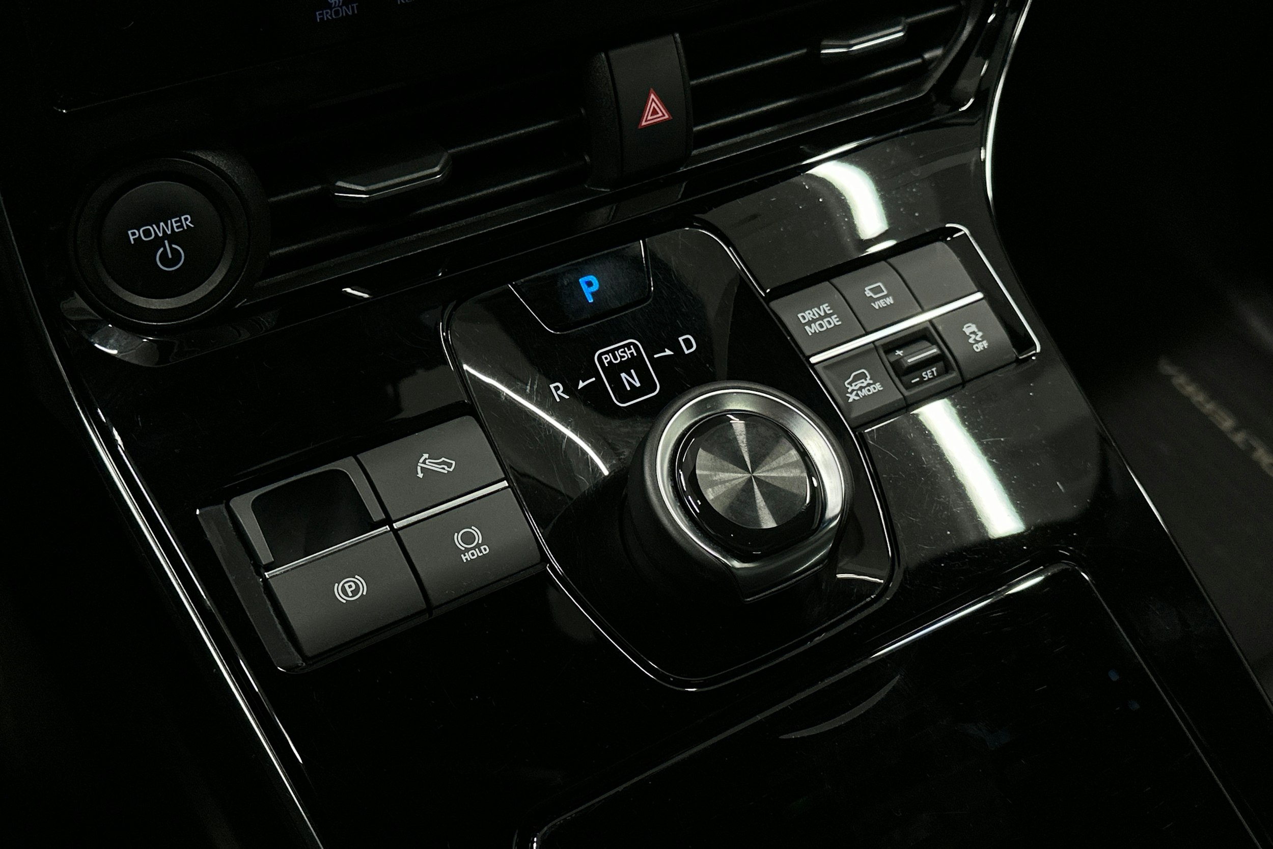 harmaa Subaru Solterra 2023 kuva 30.