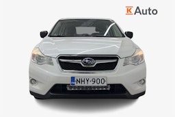 Valkoinen Subaru XV 2012 kuva 5.