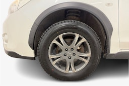 Valkoinen Subaru XV 2012 kuva 11.