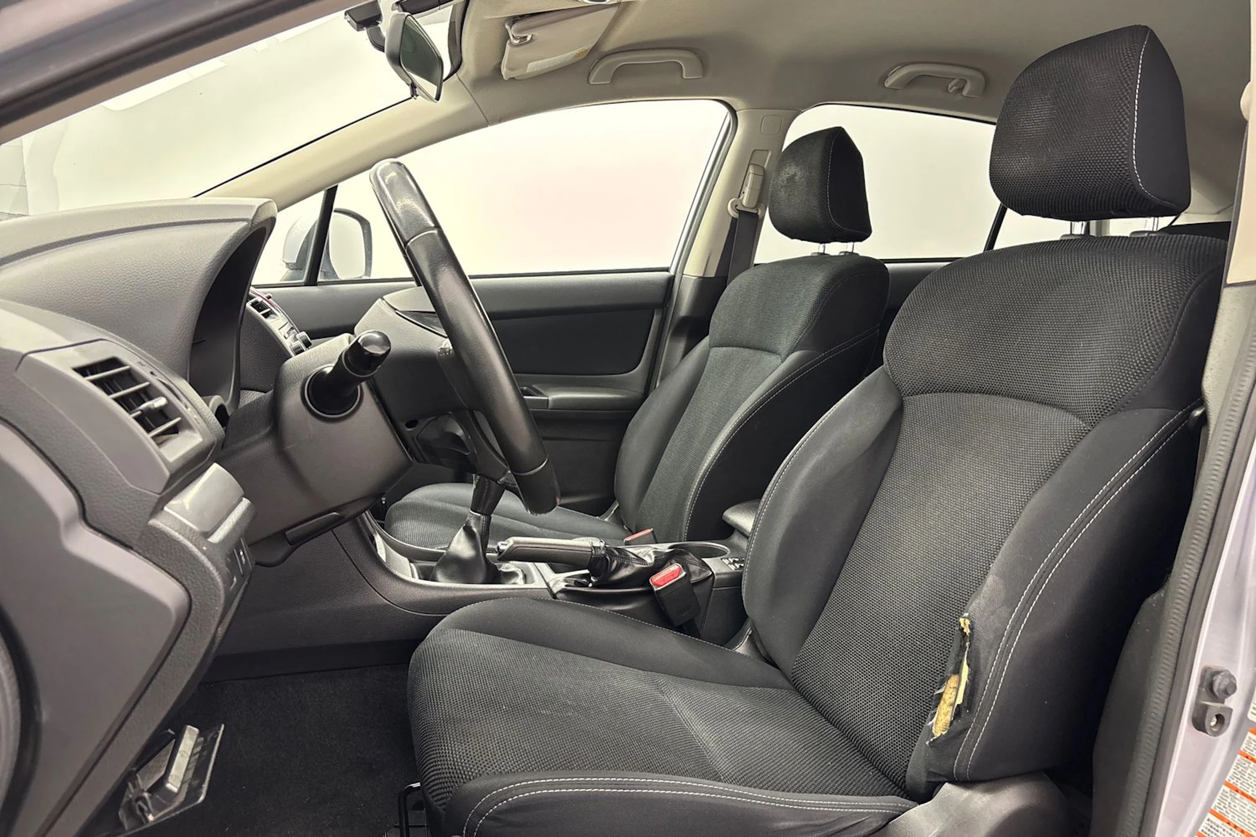 Hopea Subaru XV 2012 kuva 11.