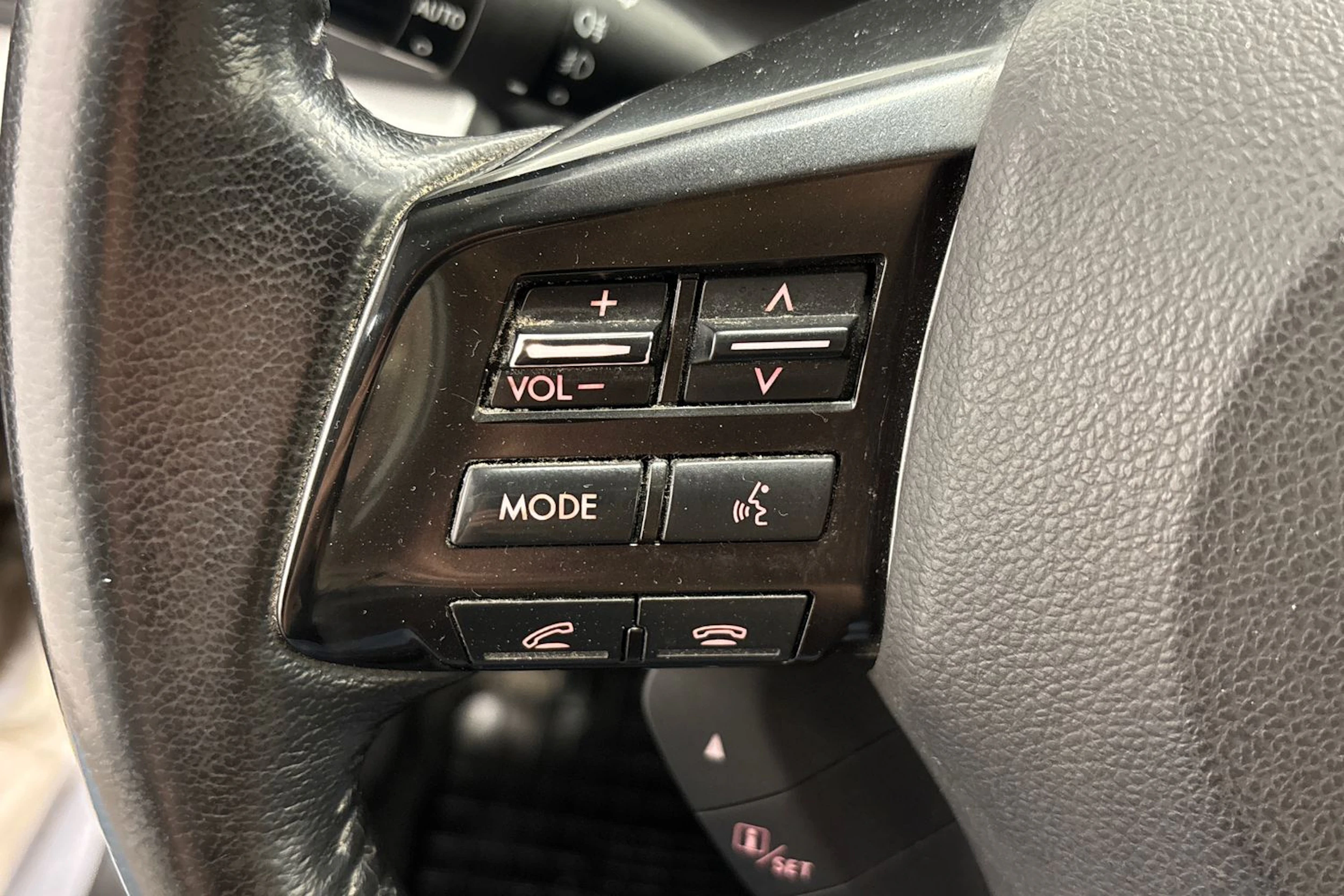 Hopea Subaru XV 2012 kuva 13.